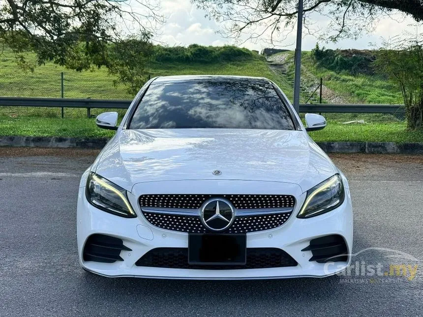 2018 Mercedes-Benz C200 AMG Line Sedan