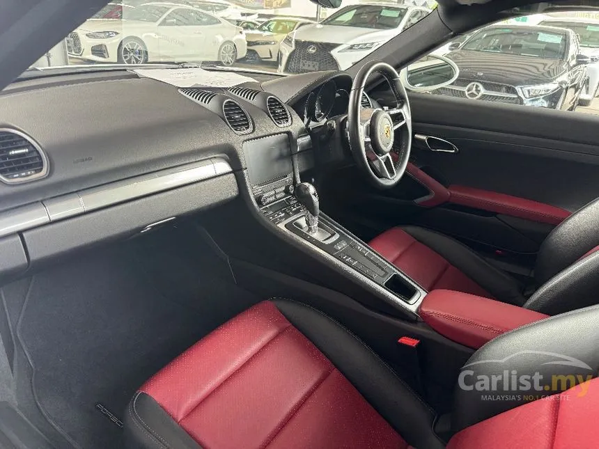 2021 Porsche 718 Cayman Coupe