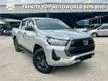Used 2022 Toyota Hilux 2.4 E Dual Cab 4x4 Manual, UNDER WARRANTY, FULL SERVICE RECORD, LOW MILEAGE 18K KM, LIKE NEW, MUST VIEW, MAY OFFER