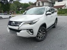 2020 Toyota Fortuner 2.4 VRZ SUV-92KM -MIL -FULL SERVICE/ NO OFF ROAD/ FREE 3 YEAR WARRANTY PACKAGE (JEFF)
