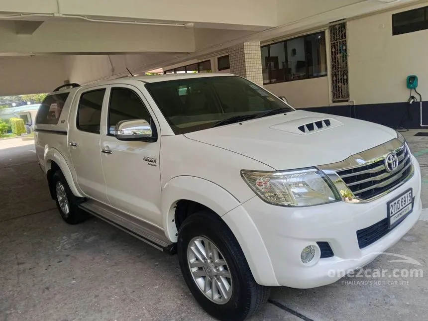 2013 Toyota HILUX VIGO Champ E Prerunner Double Cab Pickup