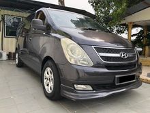 Hyundai Grand Starex 2.5 VGT MPV