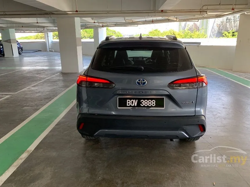 2022 Toyota Corolla Cross Hybrid SUV