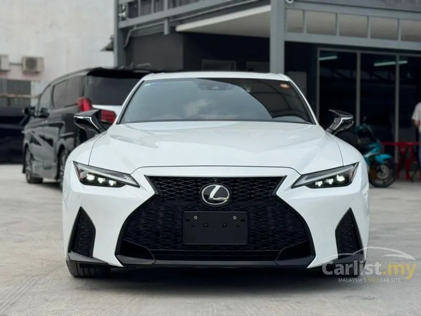 2022 Lexus IS 300 F Sport Sedan
