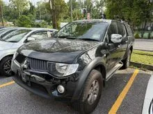 2009 Mitsubishi Triton 2.5 Dual Cab 4X4 Pickup