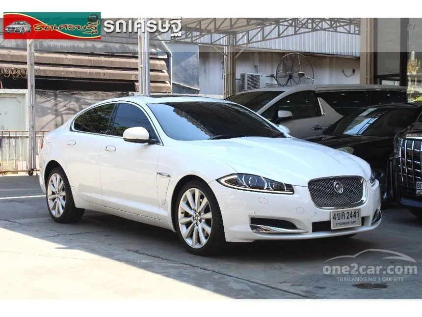 2012 Jaguar XF Sedan