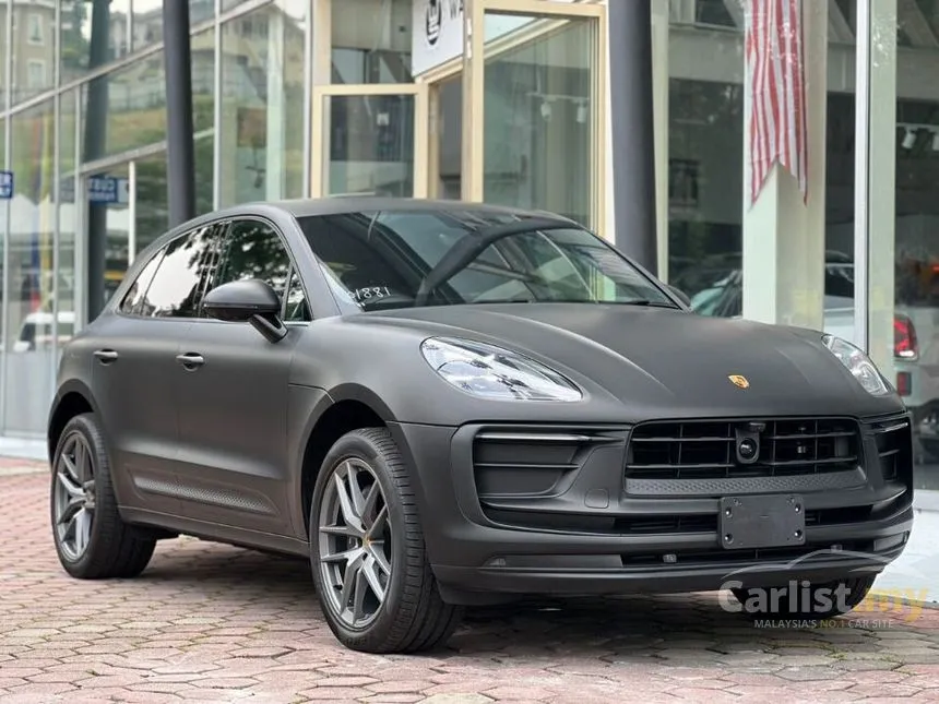 2022 Porsche Macan SUV