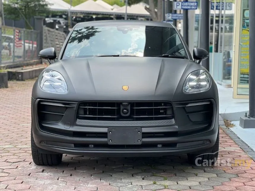 2022 Porsche Macan SUV