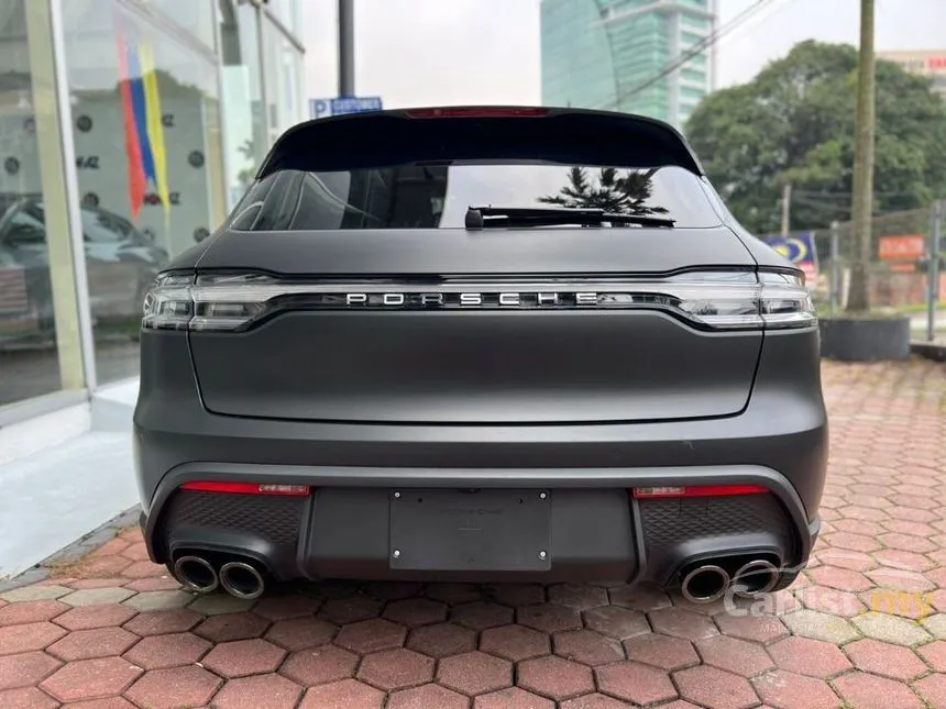 2022 Porsche Macan SUV