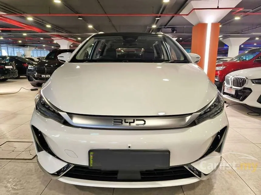 2025 BYD M6 Extended Range MPV