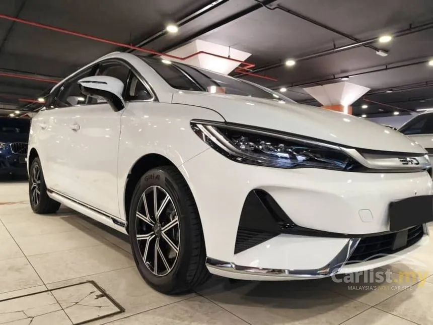 2025 BYD M6 Extended Range MPV