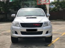 2013 Toyota Hilux 2.5 G VNT FACELIFT FULL SPEC TURBO ENGINE REVERSE CAMERA DVD PLAYER CARING OWNER POWER FULL ENGINE