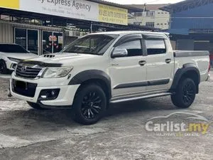 2015 Toyota Hilux 2.5 G TRD Sportivo VNT Dual Cab (Metallic) Pickup