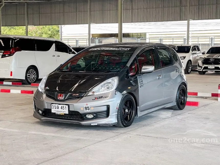 2012 Honda JAZZ SV Hatchback