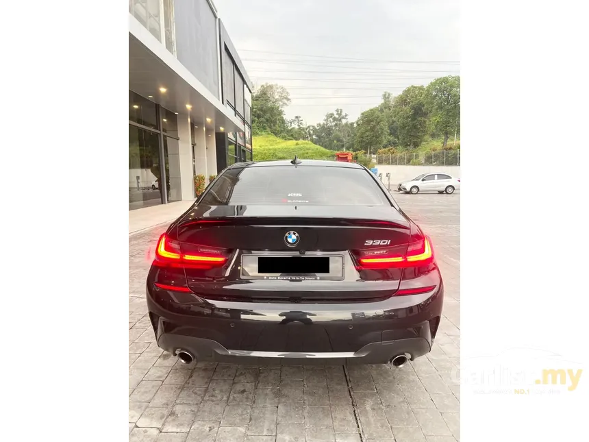2022 BMW 330i M Sport Sedan