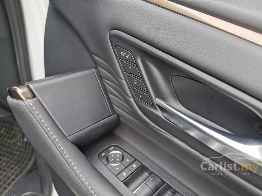 2023 Toyota Alphard Z MPV