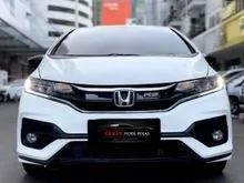 Honda Jazz 1.5 RS CVT AT 2018 Putih TDP 75jt Kondisi mobil istimewa bergaransi dan dijamin siap pakai