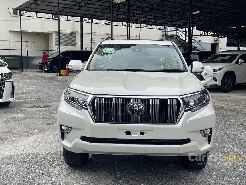 2023 Toyota Land Cruiser Prado TX Black Edition SUV