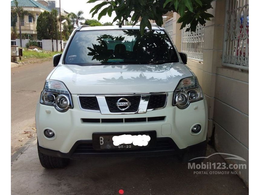 Jual Mobil Nissan X-Trail 2012 ST 2.5 di DKI Jakarta 