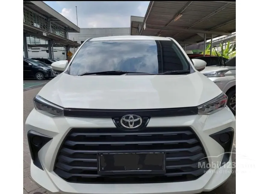 Jual Mobil Toyota Avanza 2024 E 1.3 di Banten Manual MPV Putih Rp 214.700.000