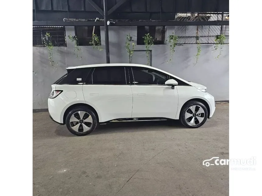 2024 Wuling Cloud EV EV Hatchback