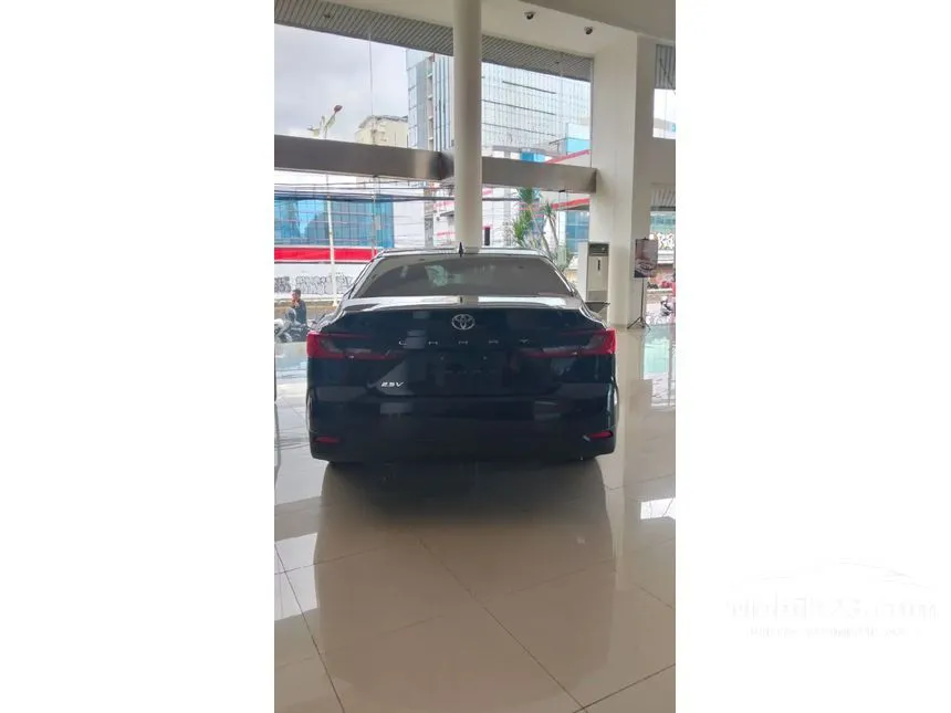 2026 Toyota Camry V Sedan