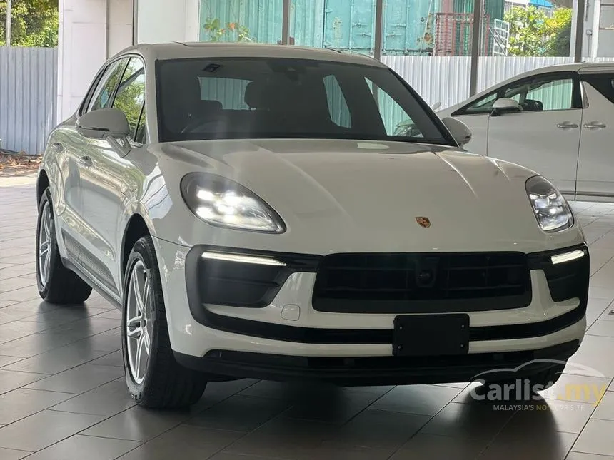 2022 Porsche Macan SUV