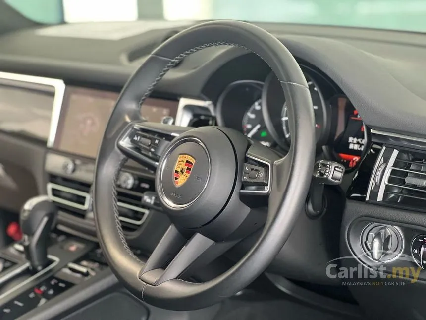 2022 Porsche Macan SUV