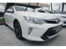 2016 Toyota Camry 2.5 Hybrid Sedan (A)