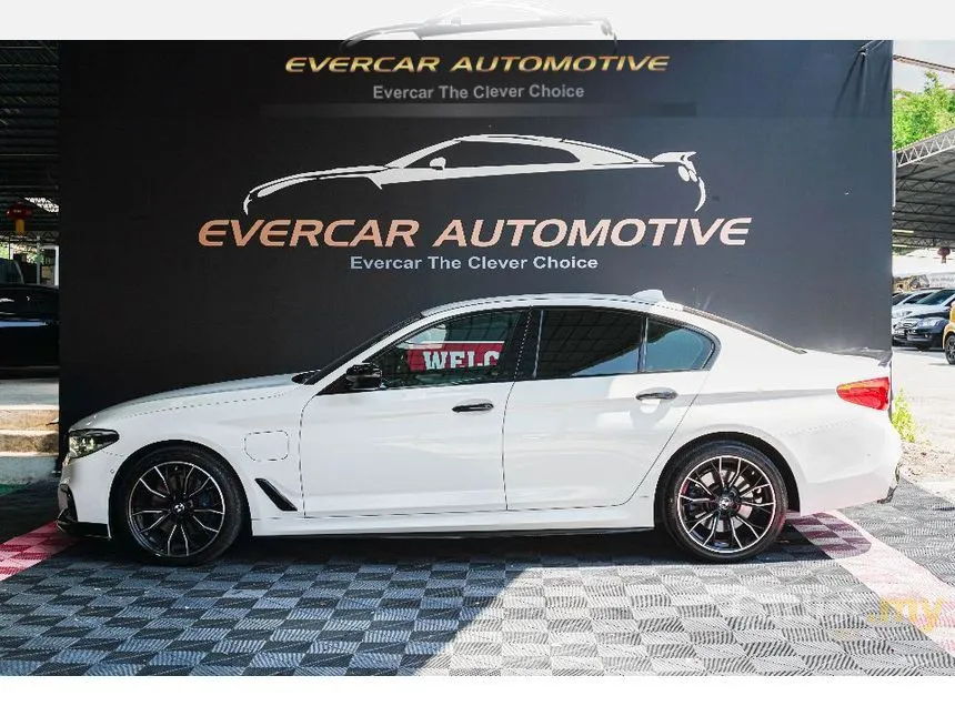 2021 BMW 530e M Sport Sedan