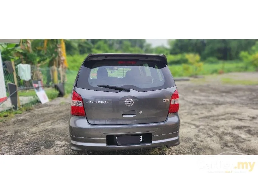2012 Nissan Grand Livina ST-L Comfort MPV