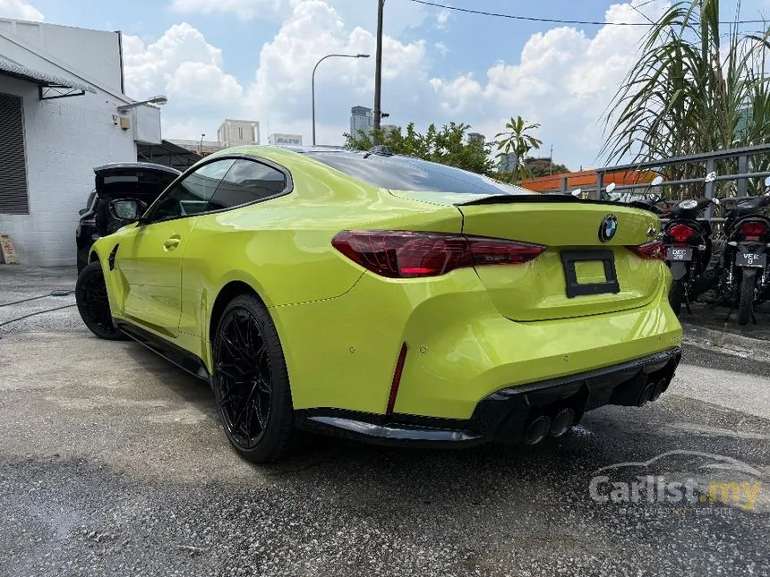 2025 BMW M4 Competition M xDrive Black Graphic Coupe