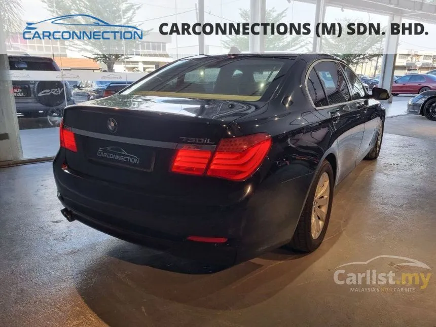 2010 BMW 730Li Sedan