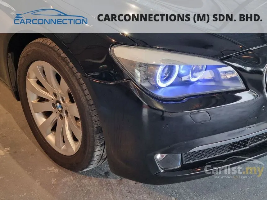 2010 BMW 730Li Sedan