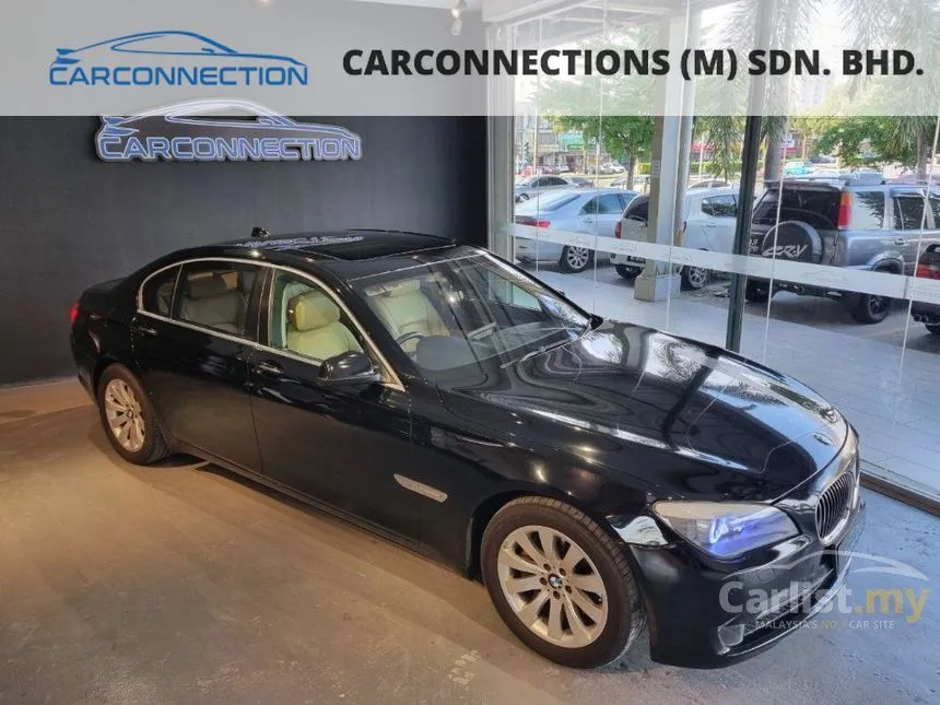 2010 BMW 730Li Sedan