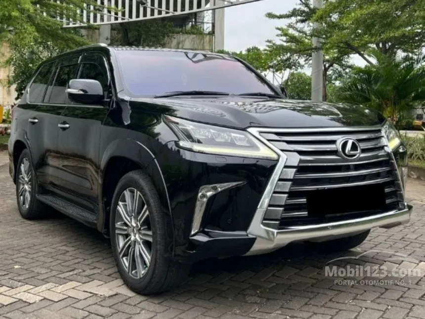 2016 Lexus LX570 Sport SUV