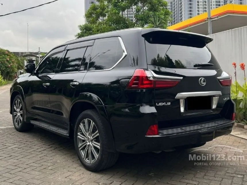 2016 Lexus LX570 Sport SUV