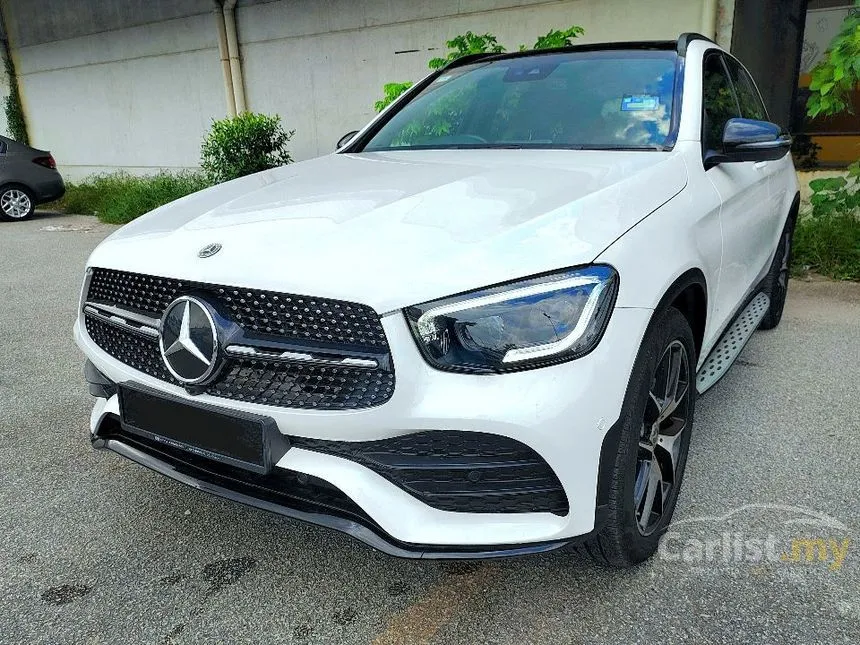 2022 Mercedes-Benz GLC300 4MATIC AMG Line SUV
