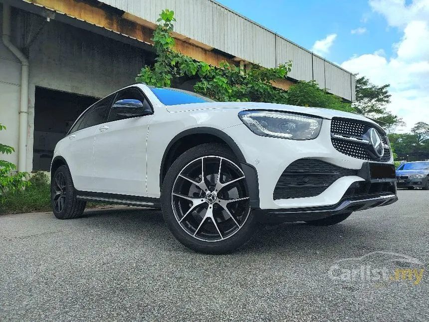 2022 Mercedes-Benz GLC300 4MATIC AMG Line SUV