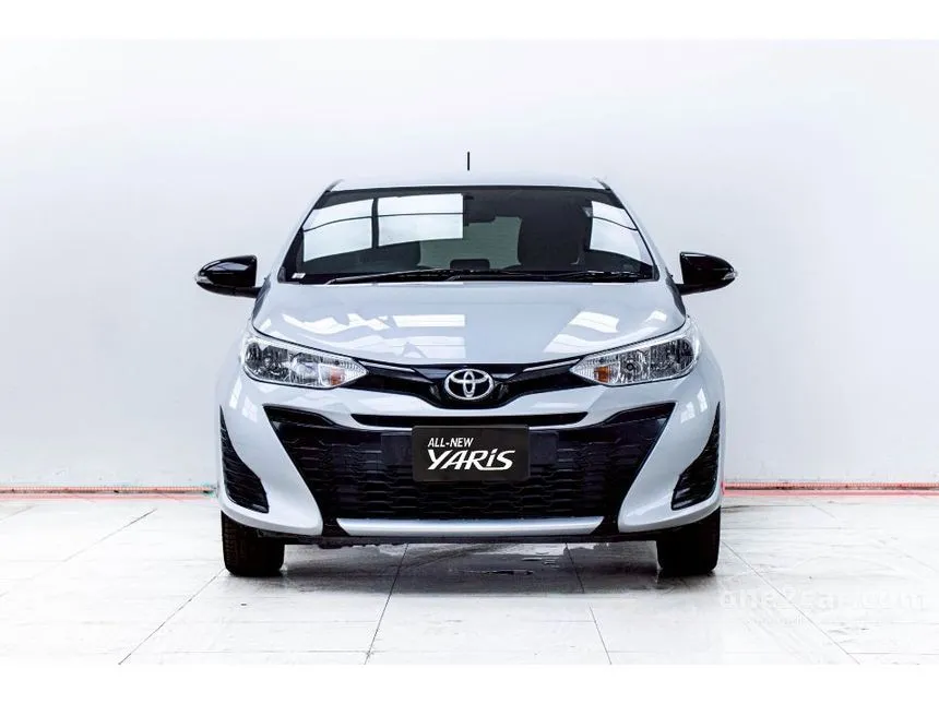 2019 Toyota YARIS E Hatchback