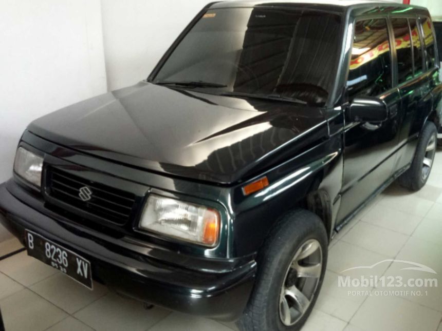 Jual Mobil Suzuki Vitara 1993 1.6 di Jawa Barat Manual SUV Offroad 