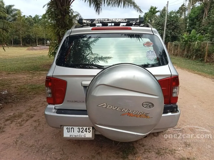 2004 Isuzu Adventure Master 4x2 Wagon
