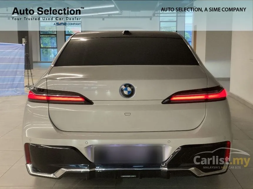 2023 BMW i7 xDrive60 M Sport Sedan