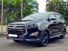 2017 Toyota Innova Venturer 2.4 N140 Wagon kilometer 17 rban hitam pajak panjang