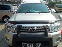 2009 Toyota Fortuner 2.7 V SUV 4WD Langka