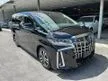 Recon 2022 Toyota Alphard 2.5 G S C Package MPV # GRADE 5A , SUNROOF , 5K KM MILEAGE , 3 EYE LED , BSM , DIM - Cars for sale