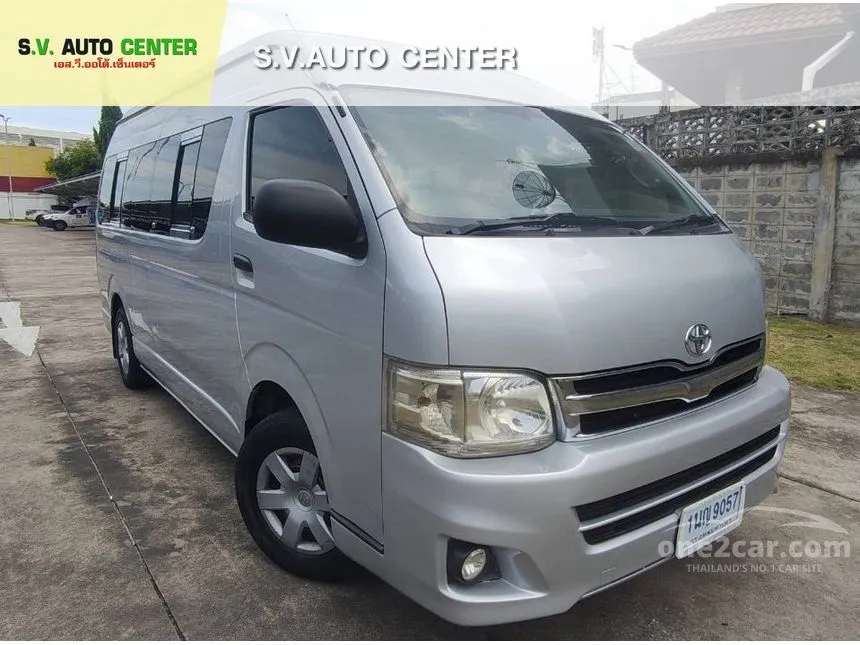 2013 Toyota HIACE D4D Van