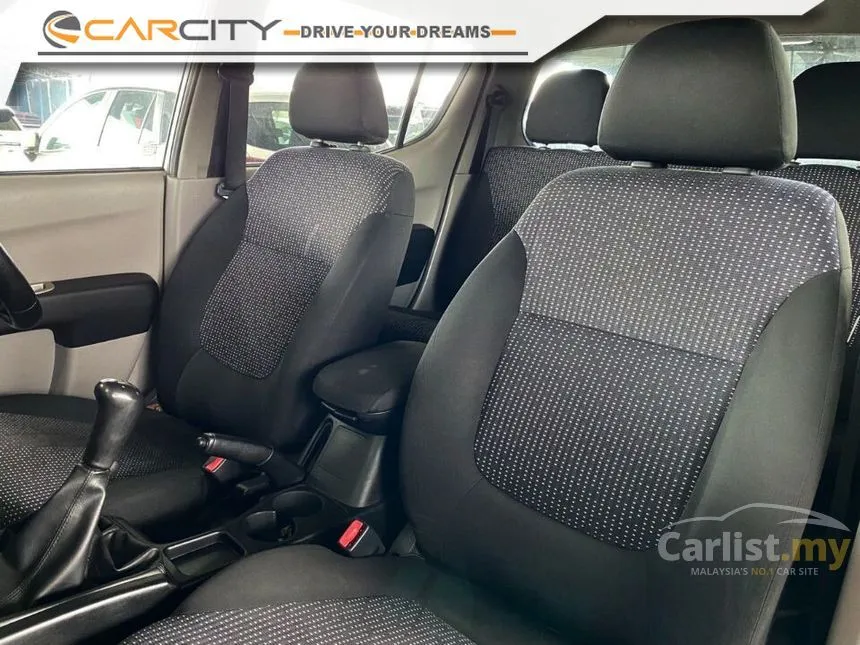 2014 Mitsubishi Triton Pickup Truck