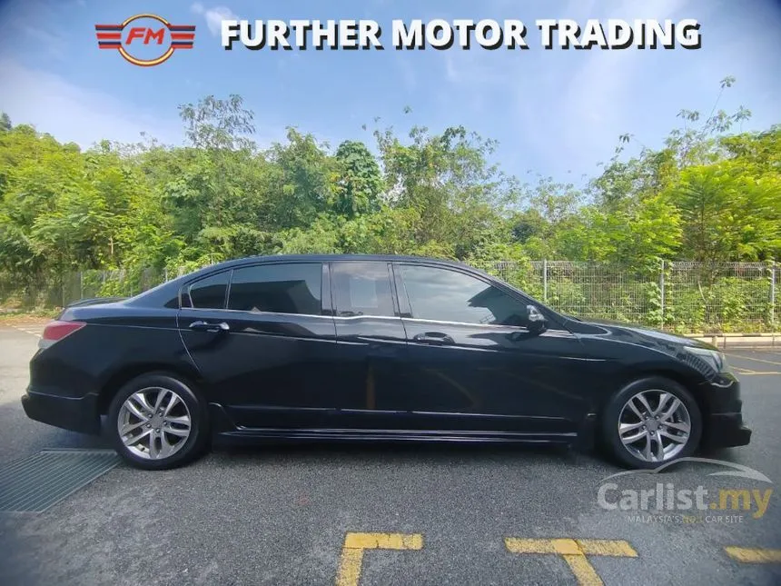 2015 Proton Perdana Executive Sedan