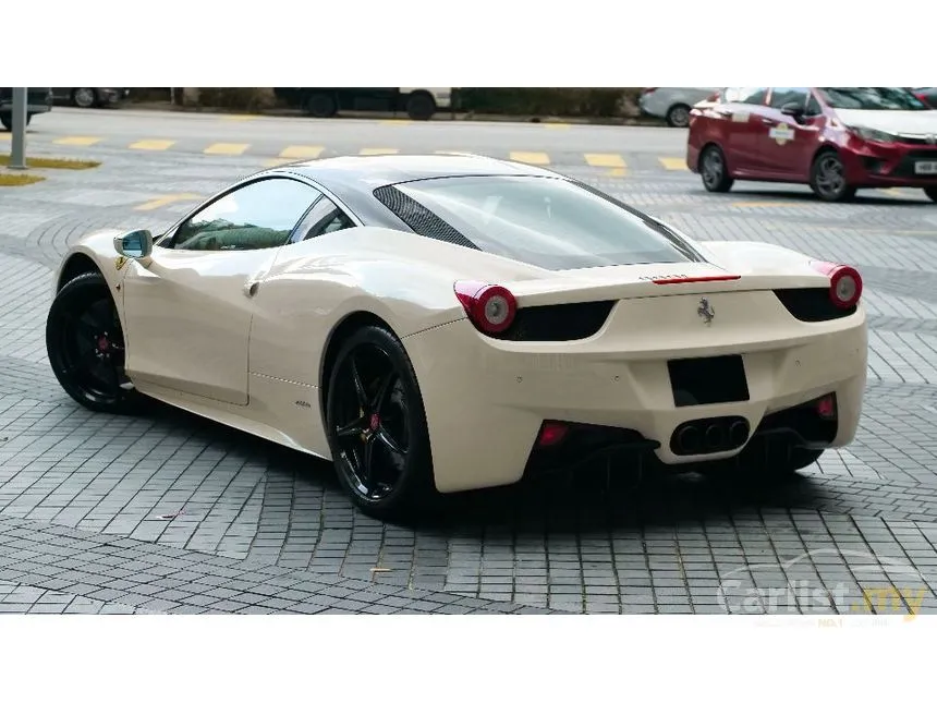 2012 Ferrari 458 Italia Coupe